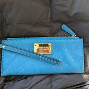 Michael Kors Blue Leather Wristlet Like New